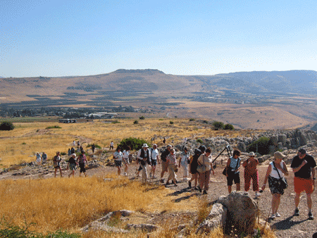 Hiking up to the Arbel lookout point with the Horns of Hattin in the background
