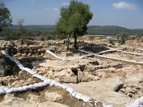 Khirbet Kheiyafa excavations at the end of the 2012 season